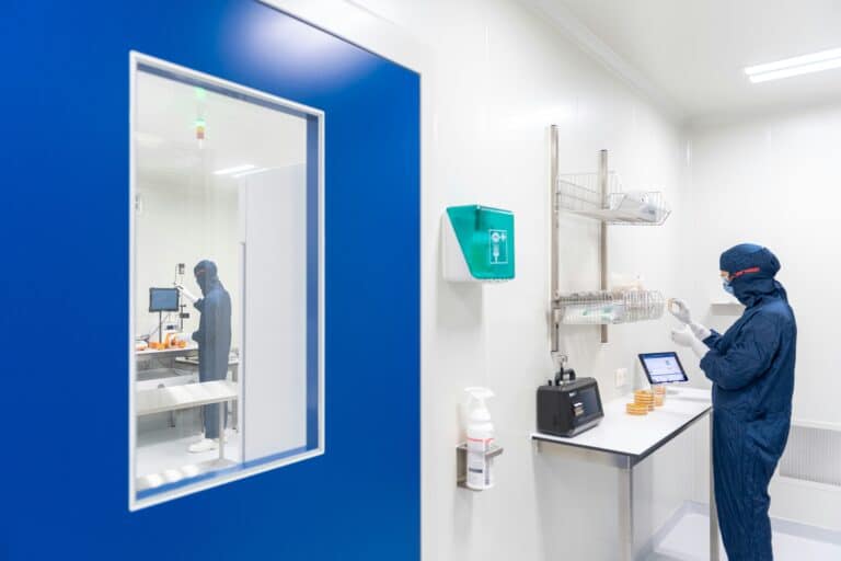 Cleanroom staffing