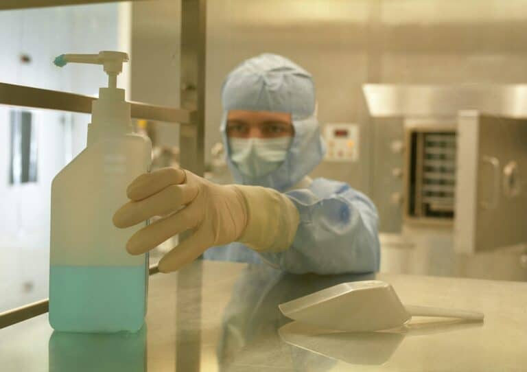 Cleanroom Manufacturing Staffing